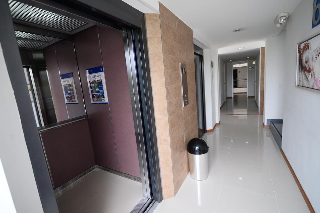 Benidorm Hotel Manizales Eksteriør billede