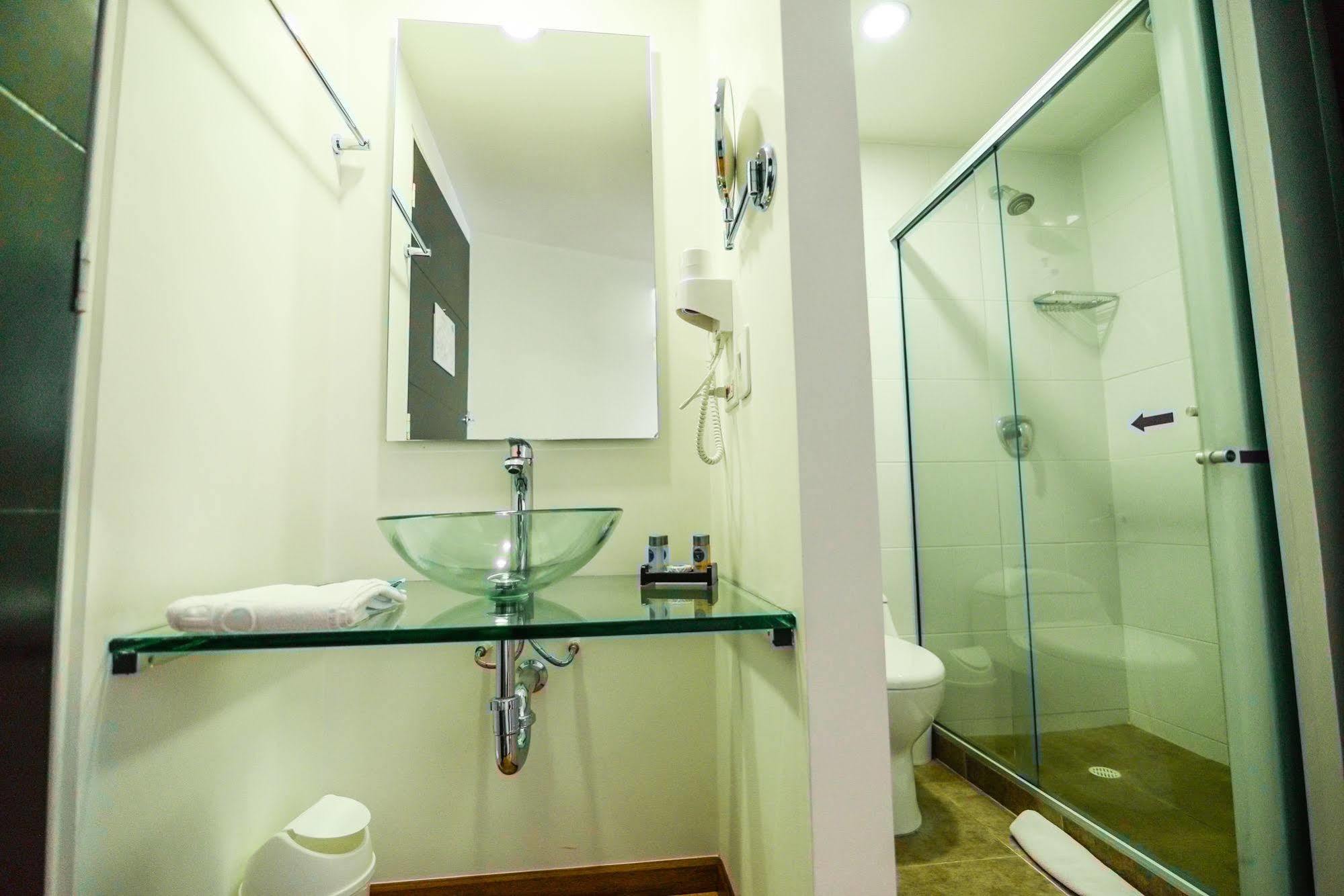 Benidorm Hotel Manizales Eksteriør billede